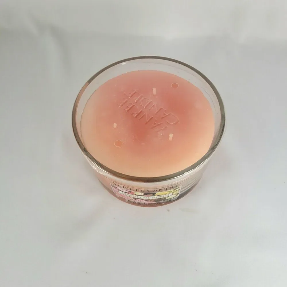 NEW Yankee Candle Fresh Cut Roses 17 oz Housewarmer 3 Wick Large Pink Floral
